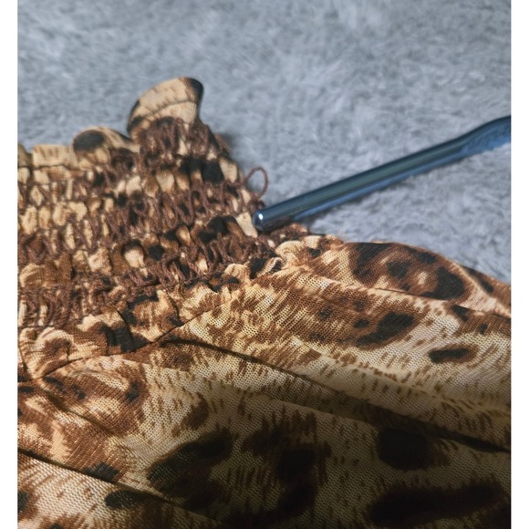 ShuShu Leopard Animal Print Boho Top Size L Smocked Neckline Tribal Border FLAWS - Picture 5 of 11